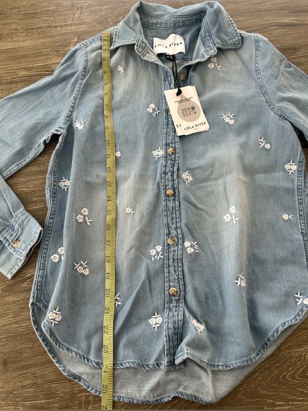 LOLA RIVER Denim Top. Size XS - Picture 3 of 6